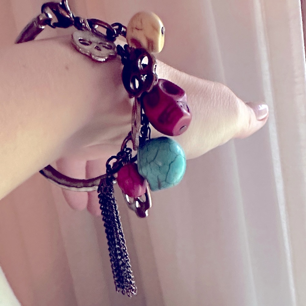 Skull Stone Mixed Media Charm Bracelet with Multicolor Accents
